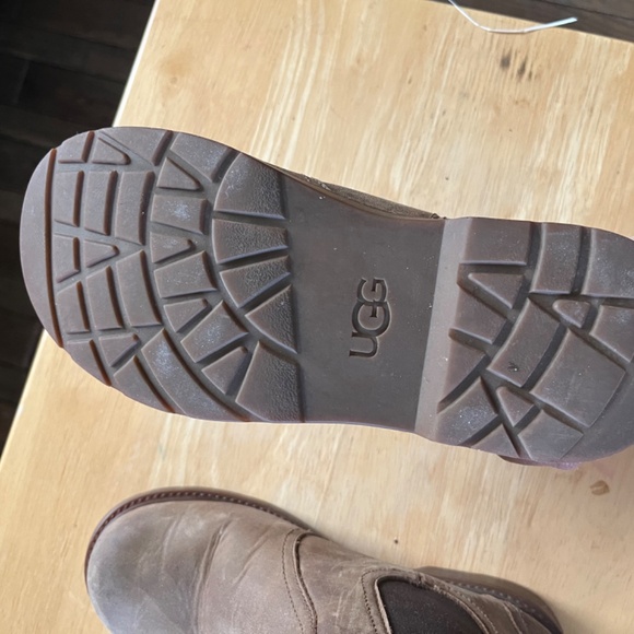 Ugg Chelsea boots for kids - Picture 4 of 7